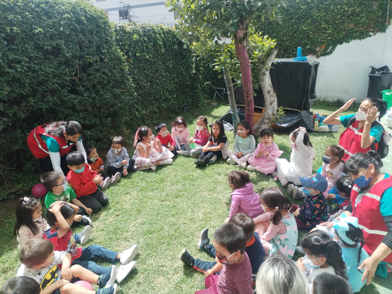 Niños jugando